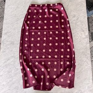 Cute satin midi skirt!